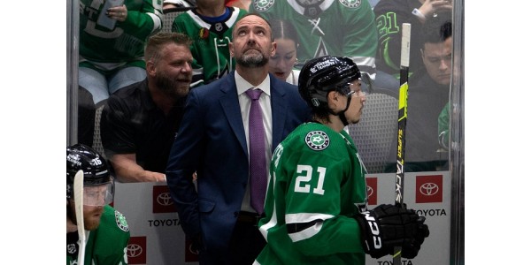 Les Golden Knights de Vegas et les Stars de Dallas échangent leur fortune après trois ans
